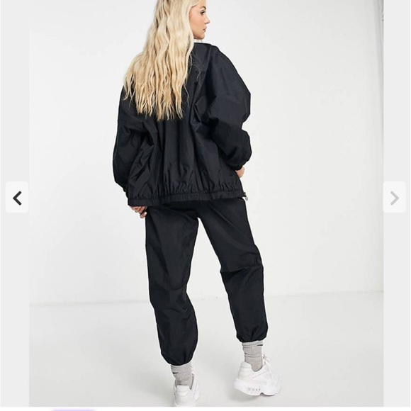 Nike Essential Setup XS - Picture 2 of 6